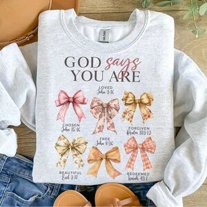 God Says I am Gray Graphic Crewneck